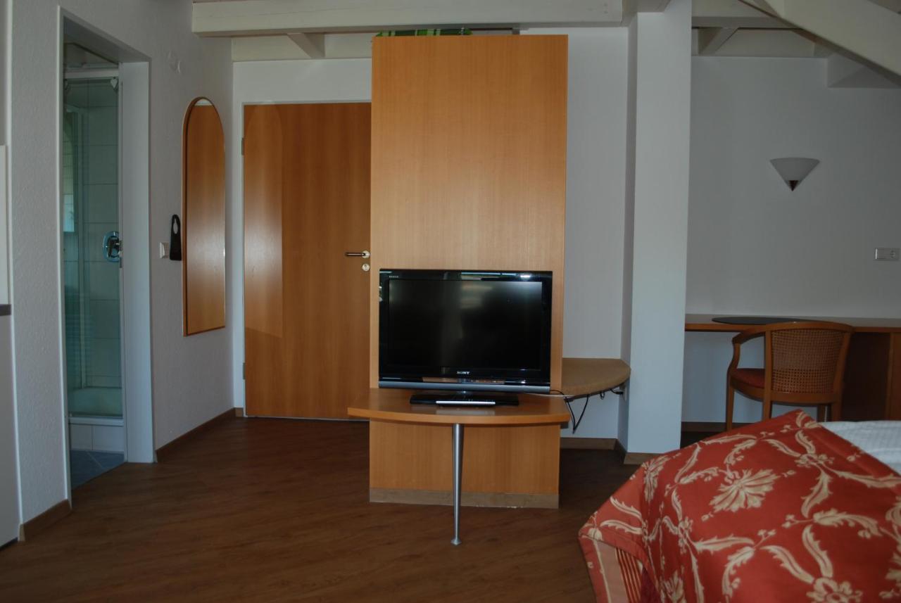 Im Winkel Appartements Und Zimmer Langenargen Exterior foto