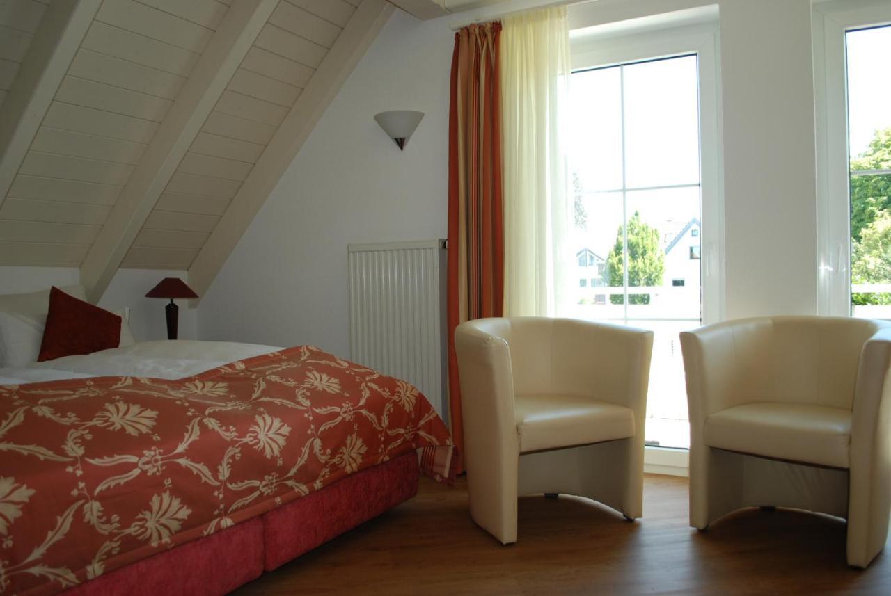 Im Winkel Appartements Und Zimmer Langenargen Exterior foto