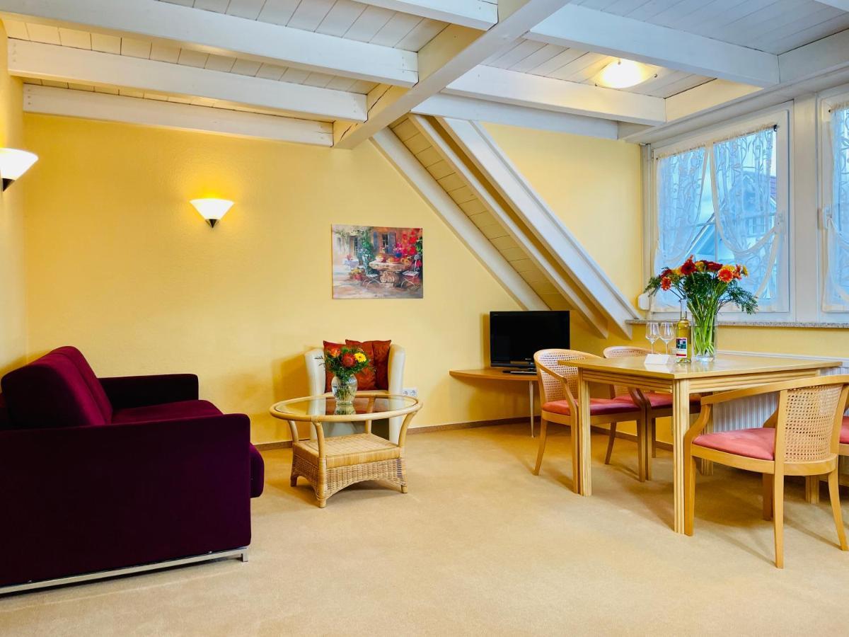 Im Winkel Appartements Und Zimmer Langenargen Exterior foto