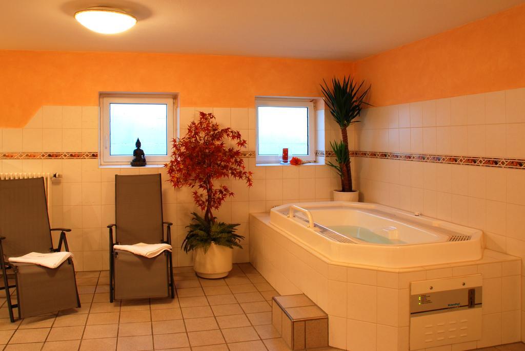 Im Winkel Appartements Und Zimmer Langenargen Exterior foto